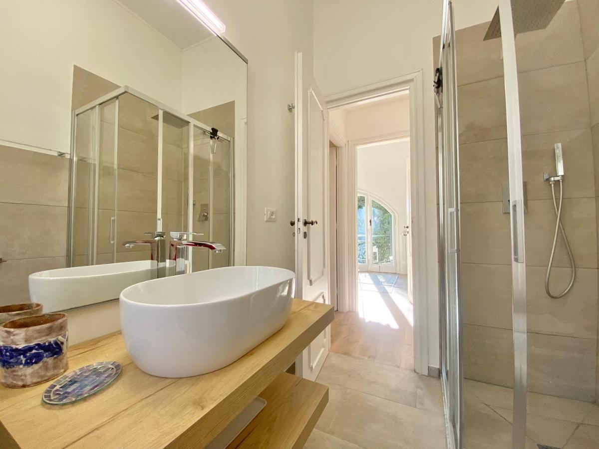 Апартаменти Casaviva-Stylish Trilo With Ac-Shared Pool-Parking Генуя Екстер'єр фото